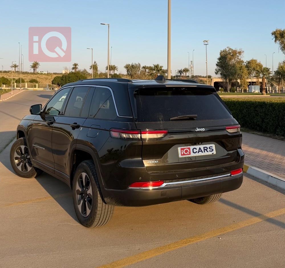 جيب جراند شيروكي